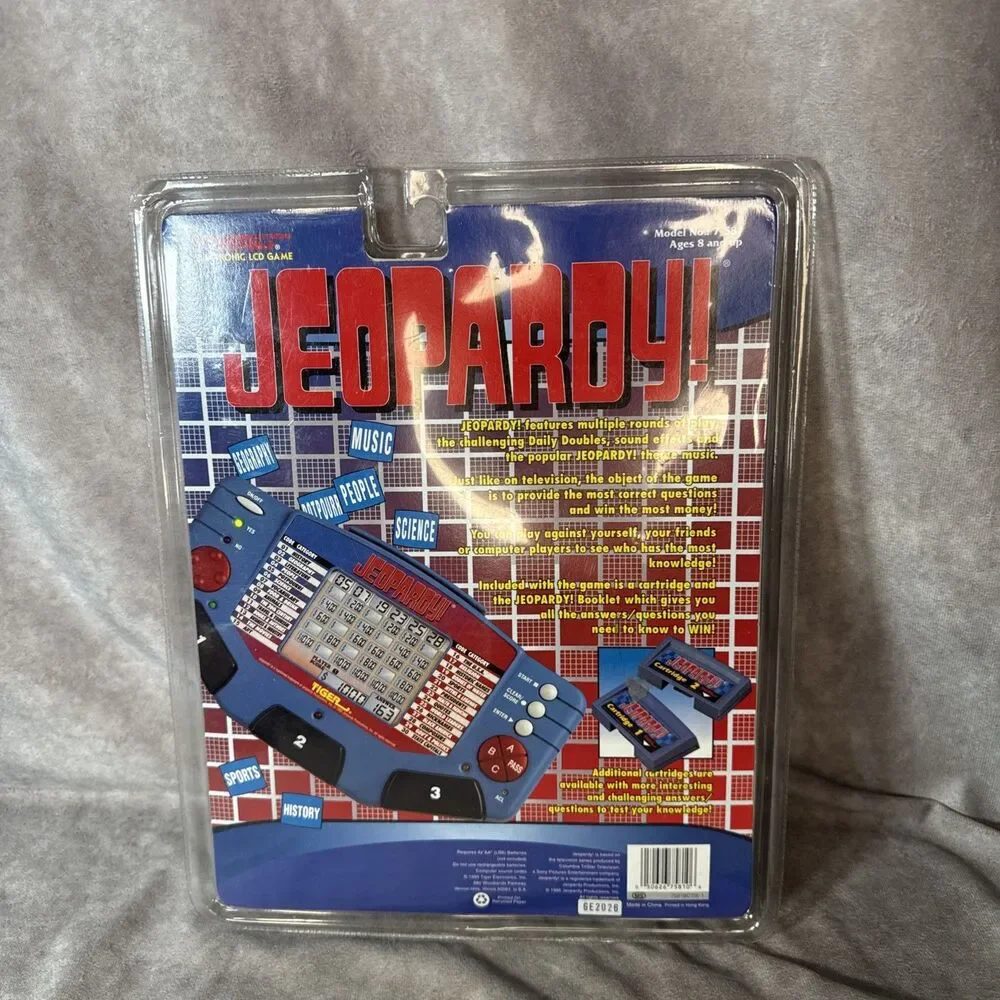 Vintage 1995 Jeopardy Electronic LCD Handheld Game Tiger Electronics New Sealed